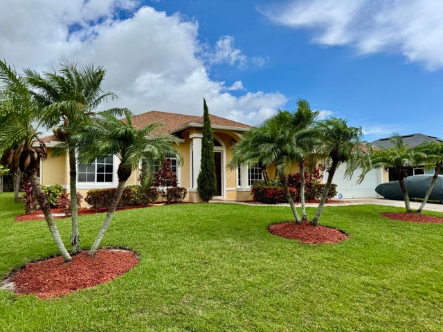 2 of 34 - 1710 Sw Columbia St, Port Saint Lucie, FL