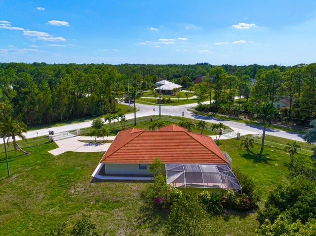 4 of 9 - 17477 69th St N, Loxahatchee, FL