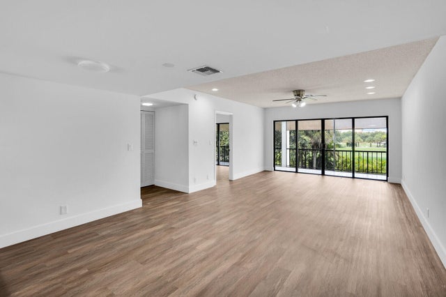 2 of 35 - 1701 Presidential Way #a201, West Palm Beach, FL