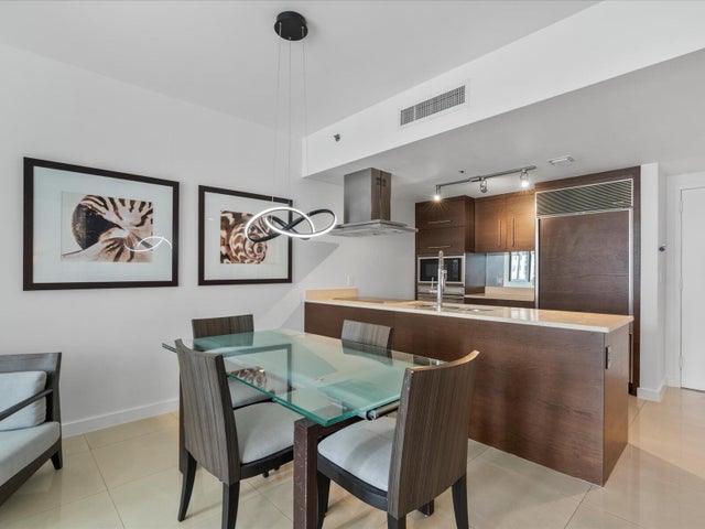 5 of 18 - 485 Brickell Avenue #2107, Miami, FL