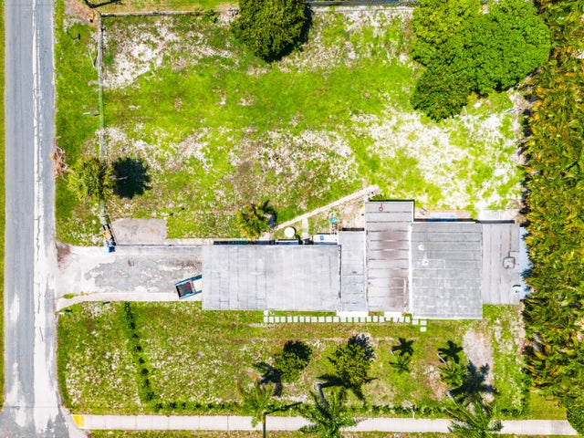 3 of 11 - 335 Gulfstream Boulevard, Boynton Beach, FL