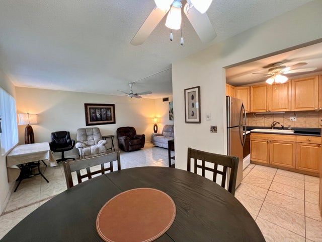 1 of 17 - 160 Bedford G, West Palm Beach, FL