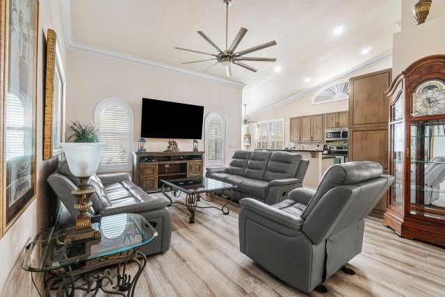 3 of 33 - 7465 Rockbridge Circle, Lake Worth, FL