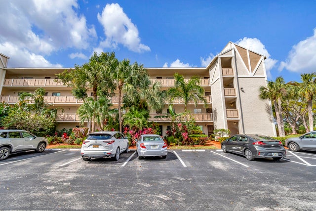 2 of 80 - 6585 Kensington Lane #307, Delray Beach, FL