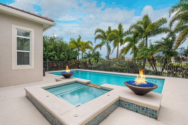 2 of 44 - 18006 Sw Cosenza Way, Port Saint Lucie, FL