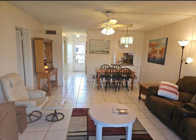 4 of 14 - 2581 N Garden 202 Dr N #202, Lake Worth, FL