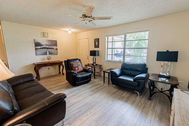3 of 26 - 401 Nw Ferris Dr, Port Saint Lucie, FL