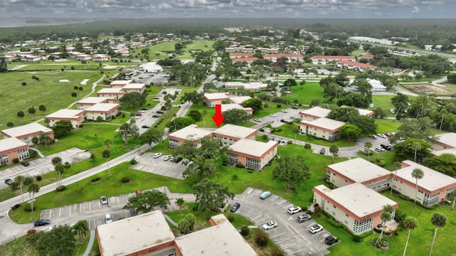 3 of 31 - 61 Woodland Dr #103, Vero Beach, FL