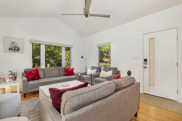 2 of 36 - 711 Ardmore Rd, West Palm Beach, FL