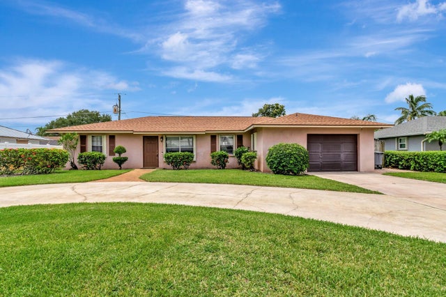 1 of 39 - 3928 Coelebs Av, Boynton Beach, FL
