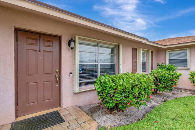 4 of 39 - 3928 Coelebs Av, Boynton Beach, FL