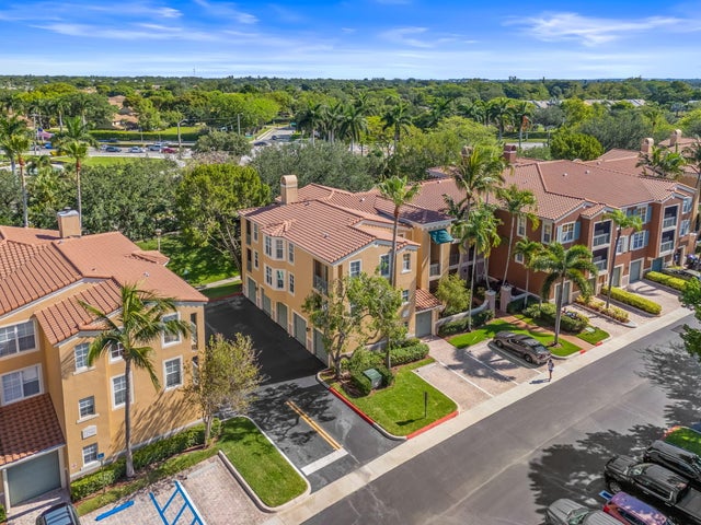 2 of 43 - 11780 Saint Andrews Place #301, Wellington, FL