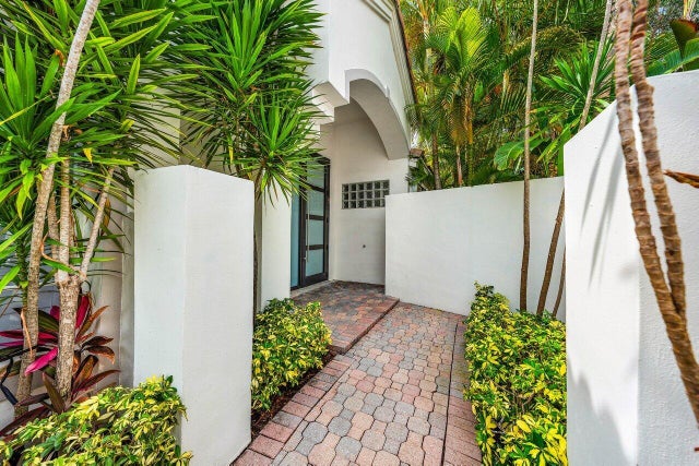 4 of 42 - 3418 Nw 51st Pl, Boca Raton, FL