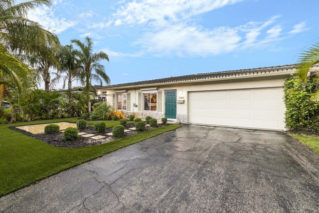 1 of 30 - 1740 Ne 49th St, Fort Lauderdale, FL