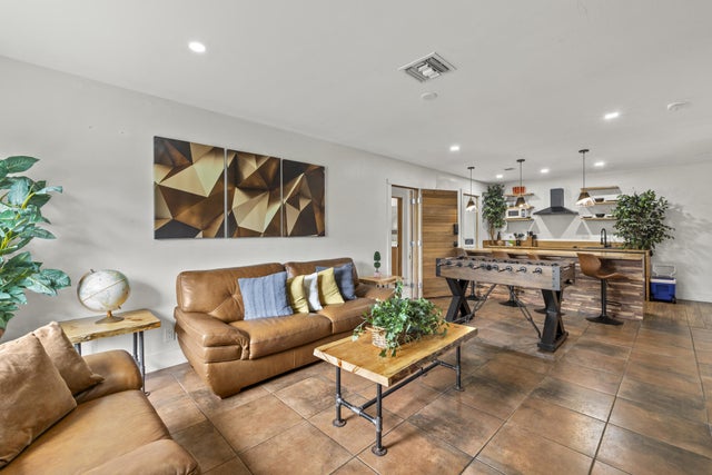3 of 30 - 1740 Ne 49th St, Fort Lauderdale, FL