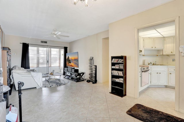 2 of 21 - 1021 Crystal Lake Drive #109, Deerfield Beach, FL