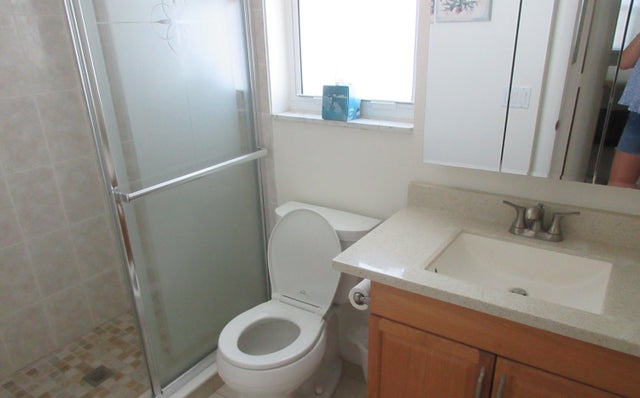 4 of 9 - 1117 Lake Terrace #102, Boynton Beach, FL