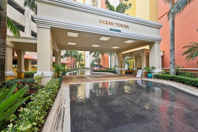 5 of 53 - 2640 Lake Shore Drive #1510, Riviera Beach, FL