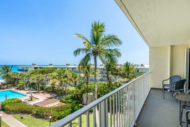 2 of 27 - 4450 Highway A1a #402, Vero Beach, FL