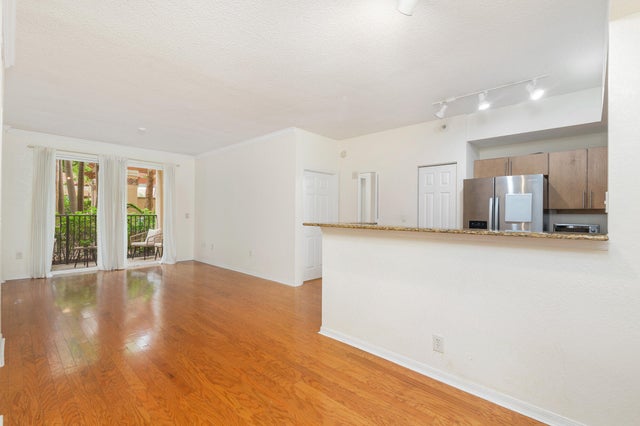 2 of 26 - 1801 N Flagler Drive #107, West Palm Beach, FL