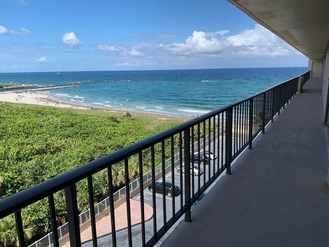 1 of 33 - 1180 S Ocean Blvd #7e, Boca Raton, FL