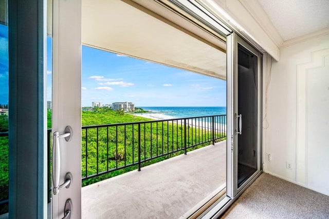2 of 33 - 1180 S Ocean Blvd #7e, Boca Raton, FL