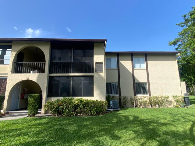 2 of 46 - 302 Pine Ridge Circle #d-1, Greenacres, FL