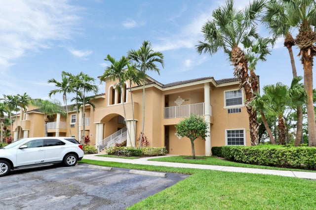 1 of 60 - 8332 Mulligan Cir #2014, Port Saint Lucie, FL