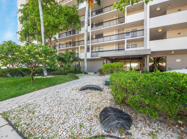 1 of 25 - 4800 Bayview Drive #606, Fort Lauderdale, FL