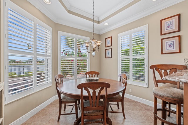 5 of 26 - 725 Edgebrook Lane, West Palm Beach, FL