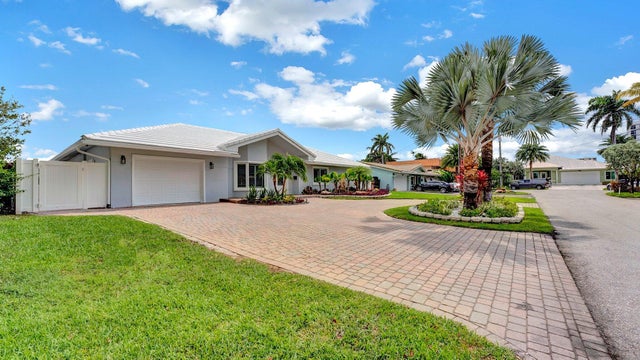 2 of 35 - 2739 Ne 10 Street, Pompano Beach, FL