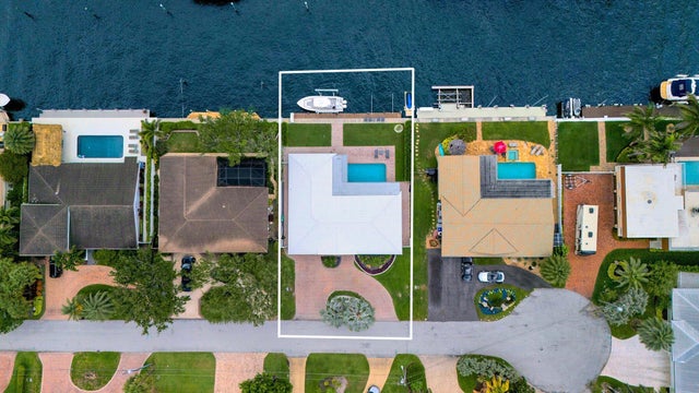 5 of 35 - 2739 Ne 10 Street, Pompano Beach, FL