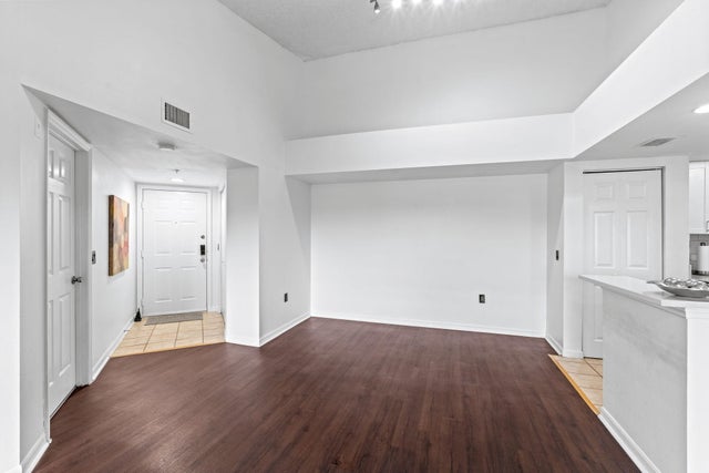 3 of 24 - 4183 N Haverhill 713 Road #713, West Palm Beach, FL