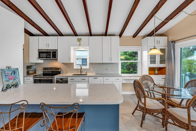 3 of 27 - 29153 Cedar Drive, Big Pine Key, FL