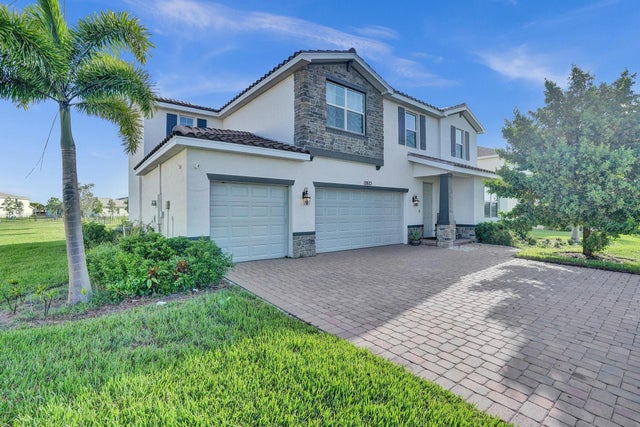 1 of 70 - 12623 Nw Copper Creek Dr, Port Saint Lucie, FL