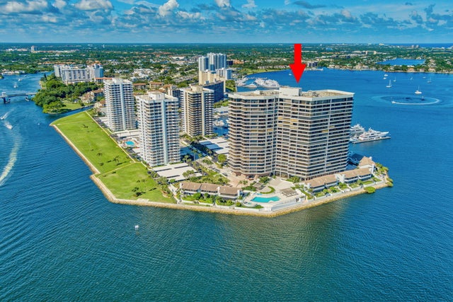 100 Lakeshore Drive #1454, North Palm Beach