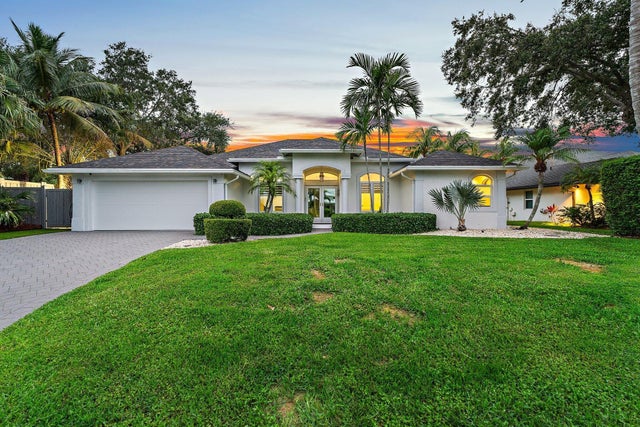 1 of 74 - 14019 N Miller Dr, Palm Beach Gardens, FL
