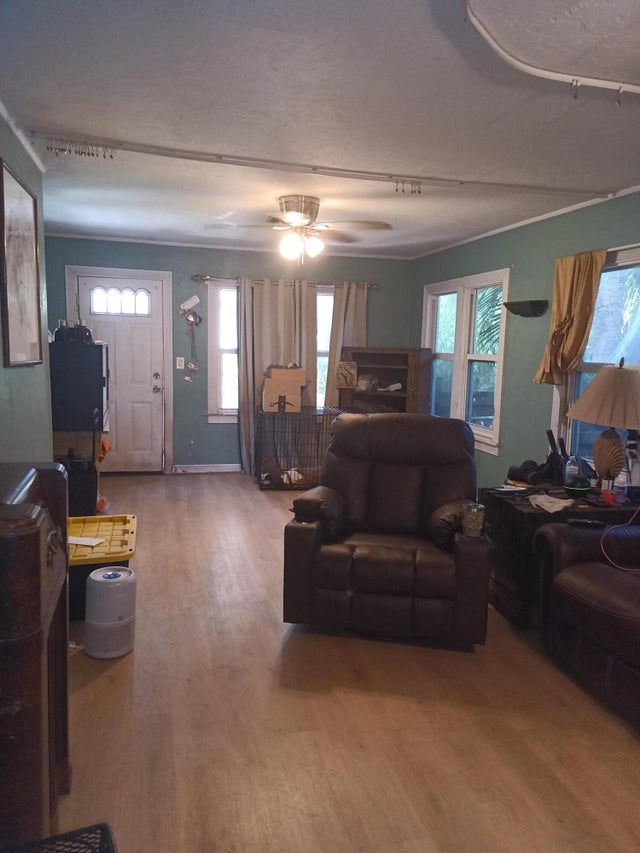 3 of 10 - 326 S J Street, Lake Worth Beach, FL