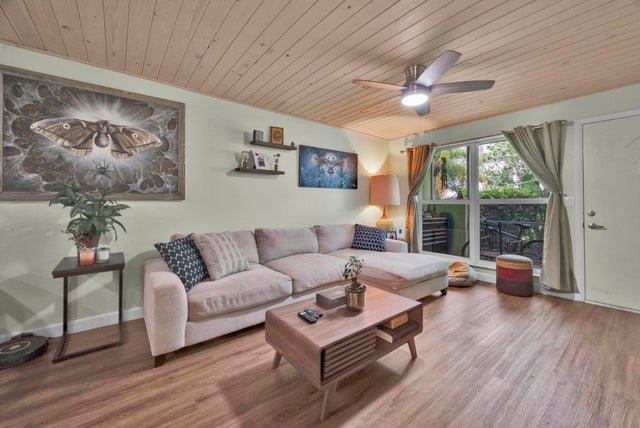 3 of 20 - 2121 Se Wayne Road, Stuart, FL