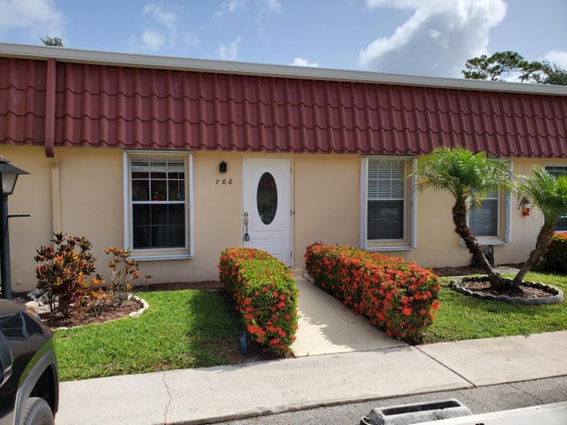 1 of 41 - 708 Laconia Cir #708, Lake Worth, FL