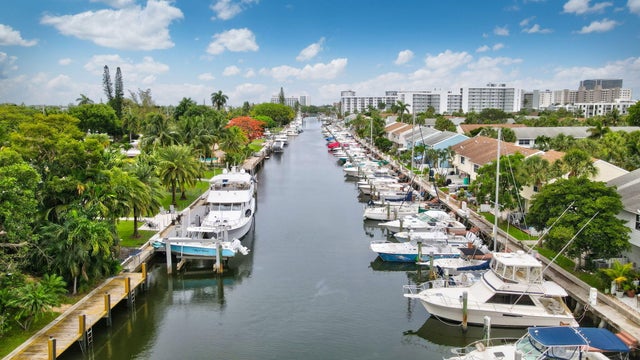 1 of 43 - 2517 Ne 15th St, Pompano Beach, FL