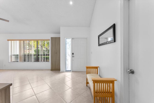 3 of 32 - 3099 Nw 28th Terrace, Boca Raton, FL