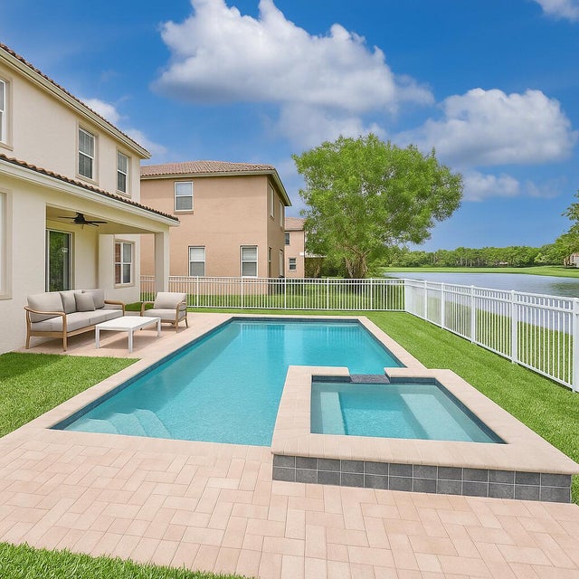 5 of 36 - 8194 Via Bolzano, Lake Worth, FL