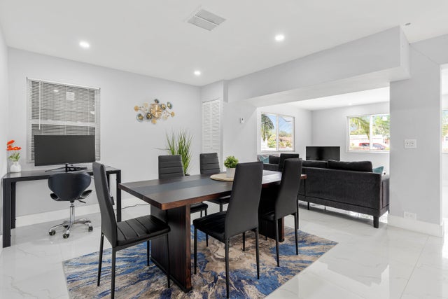 5 of 27 - 255 Glouchester St, Boca Raton, FL