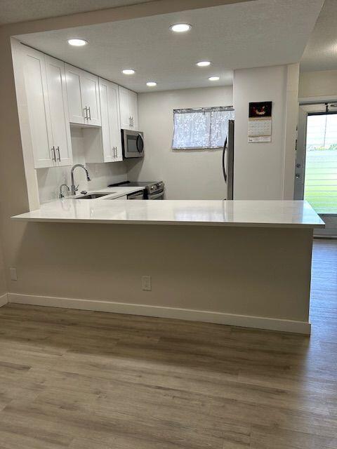 5 of 27 - 2811 S Garden Dr #107, Palm Springs, FL
