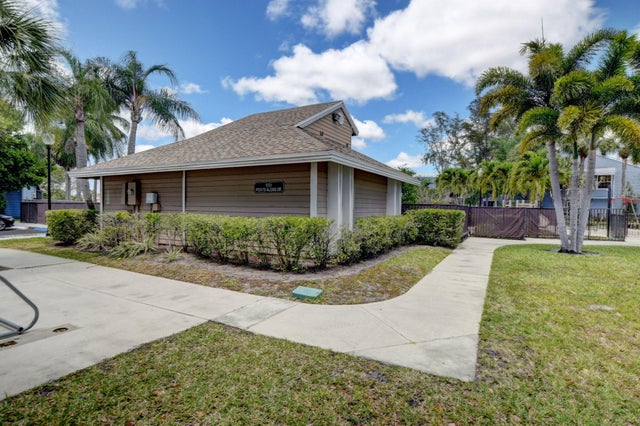 3 of 49 - 21404 54th Drive S, Boca Raton, FL