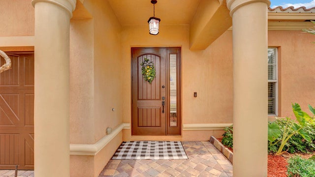 2 of 60 - 10641 Willow Oak Court, Wellington, FL