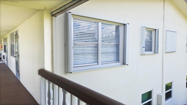 3 of 39 - 203 S Windsor I #203, West Palm Beach, FL