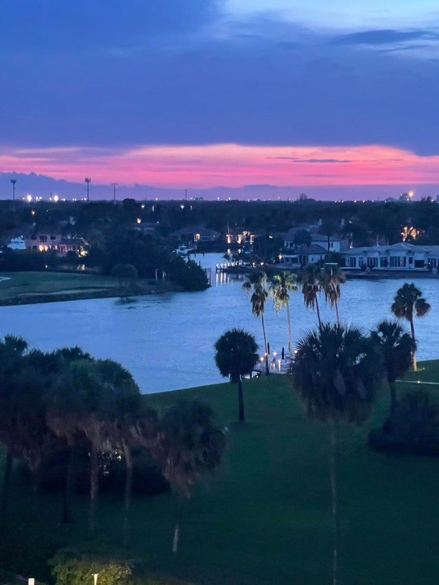 1 of 41 - 336 Golfview Rd #706, North Palm Beach, FL