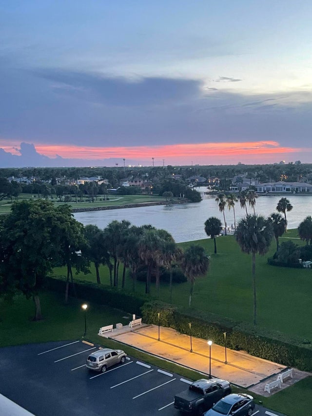 2 of 41 - 336 Golfview Rd #706, North Palm Beach, FL